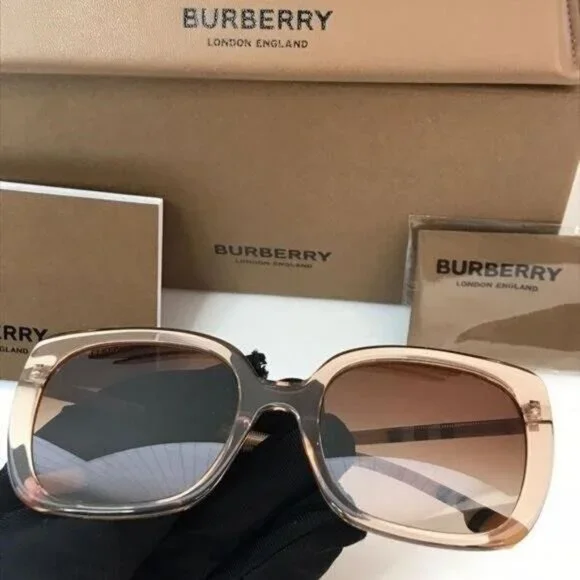 New - ? Original Burberry Caroll Gradient Brown Square  display picture 3